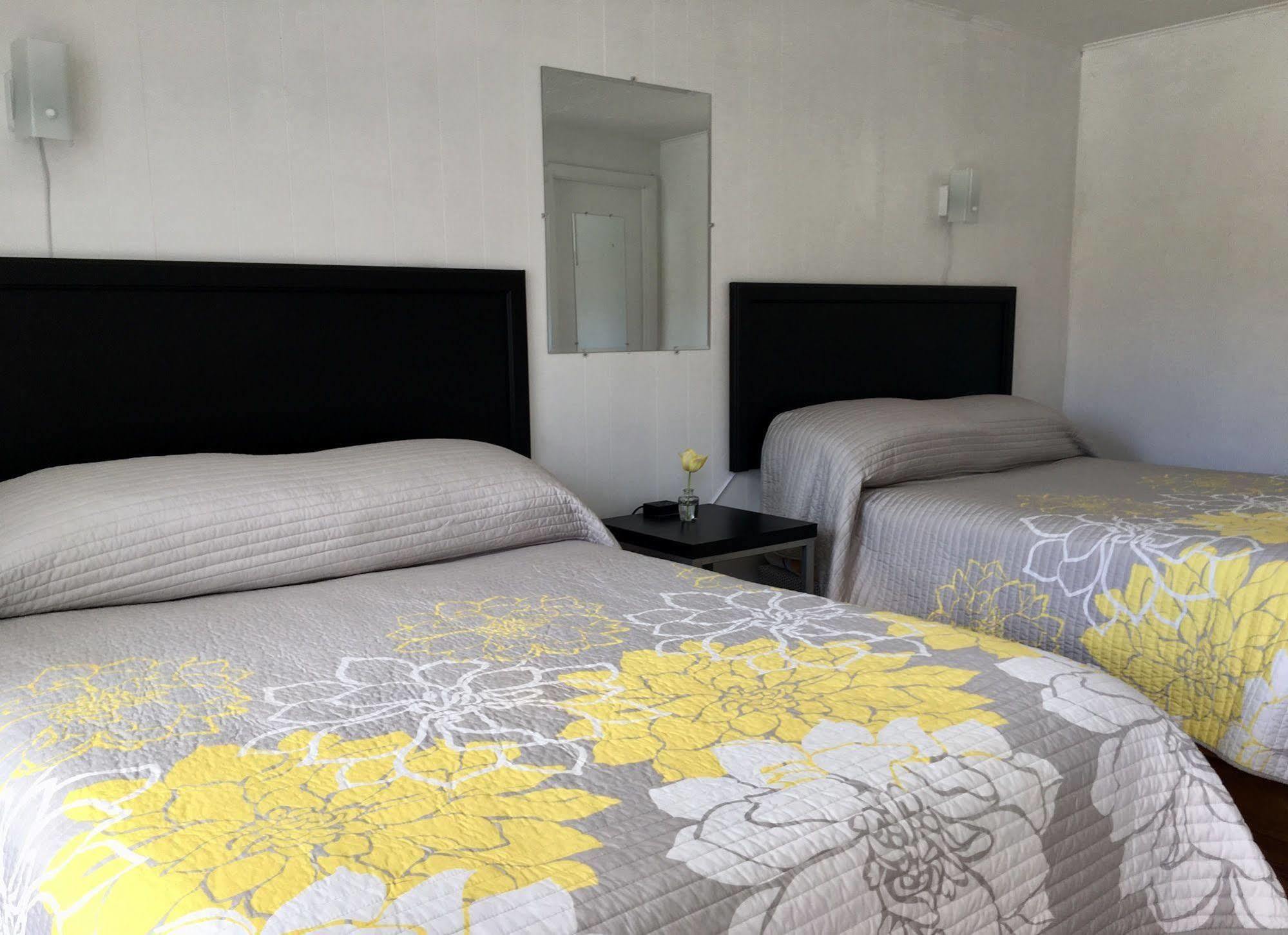 Kingfisher Lodging 데니스 외부 사진